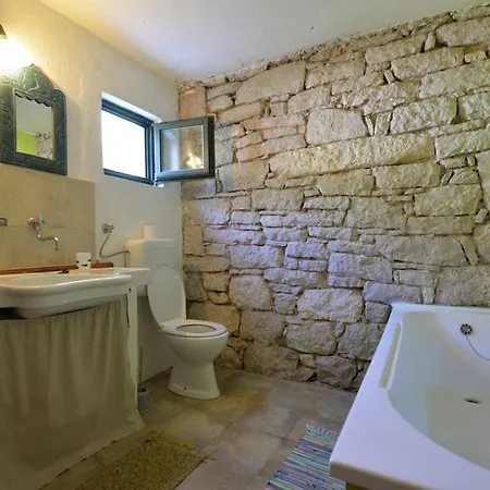 בית נופש Isolated House Cove Dragisina, Kornati - 25544 *